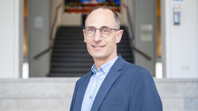 Nebenberuflicher Vizepräsident für Internationales und Chancengleichheit