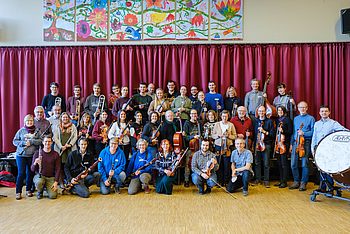 Gruppenbild eines Orchesterteams