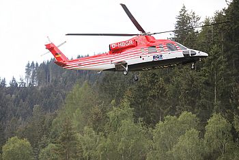 Hubschrauber im Wald