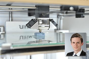 3D-Drucker neben dem Porträt einer Person